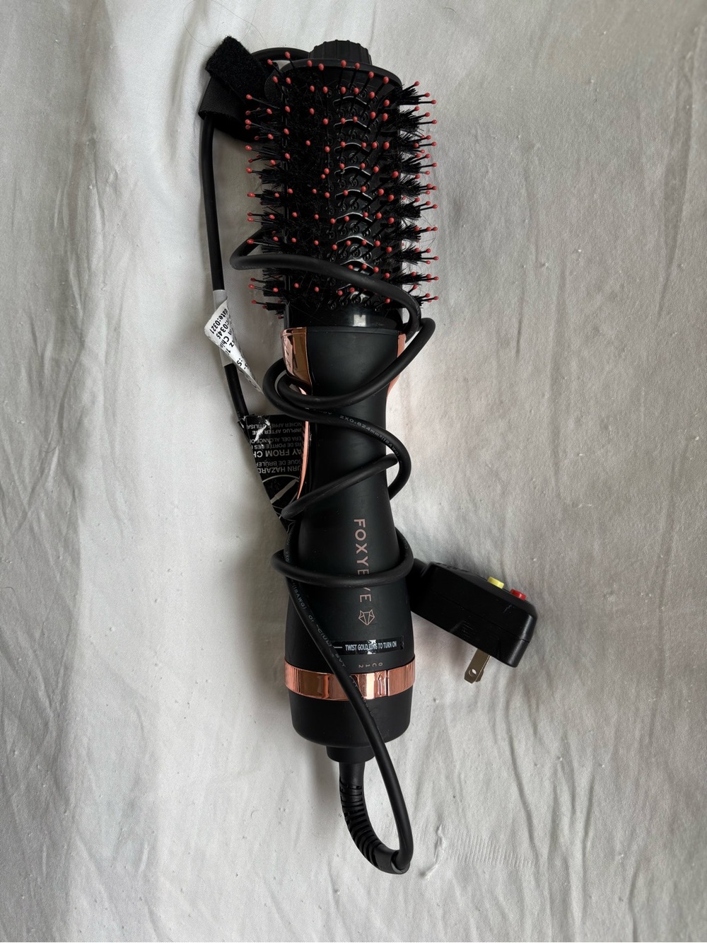 Fox Black and Rose Gold One-Step Hot Air Styling Brush